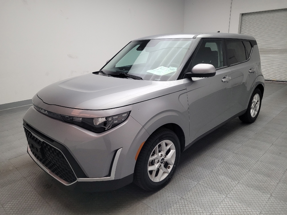 2024 Kia Soul LX's photo