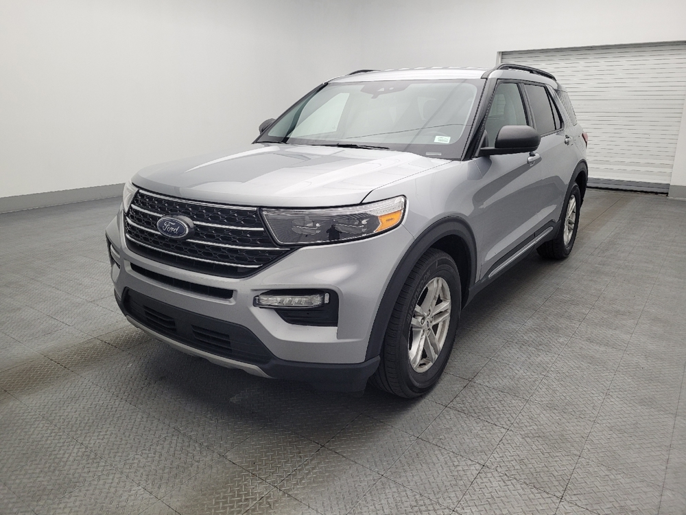 2023 Ford Explorer XLT's photo