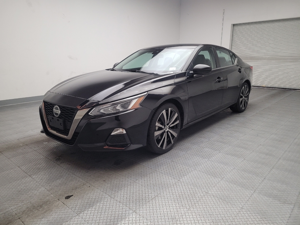 2022 Nissan Altima SR