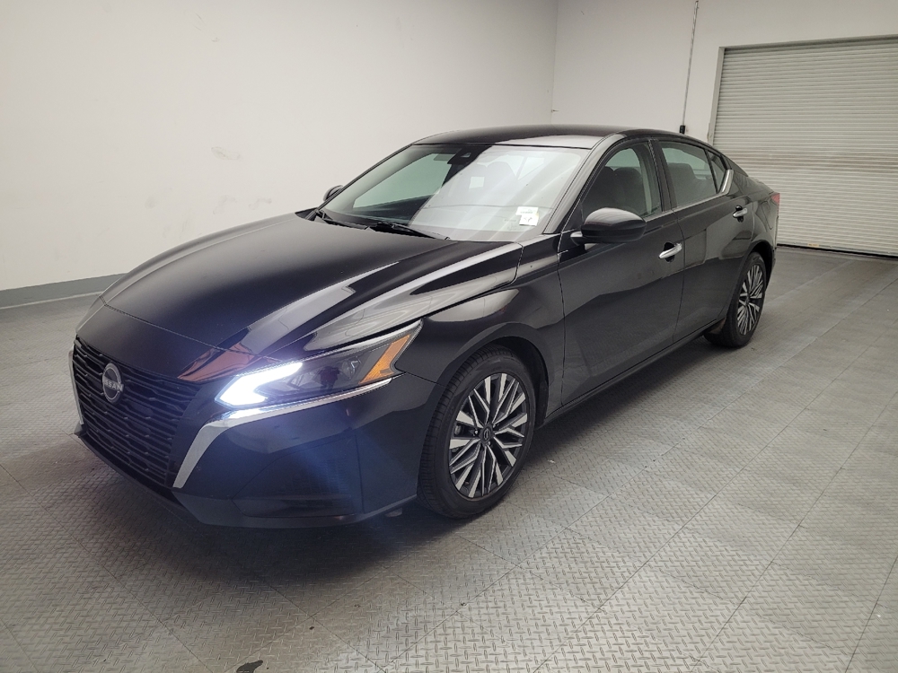 2023 Nissan Altima SV