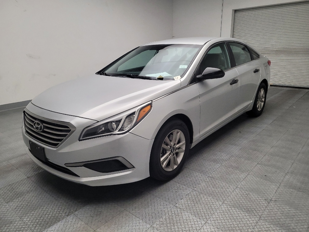 2016 Hyundai Sonata SE's photo