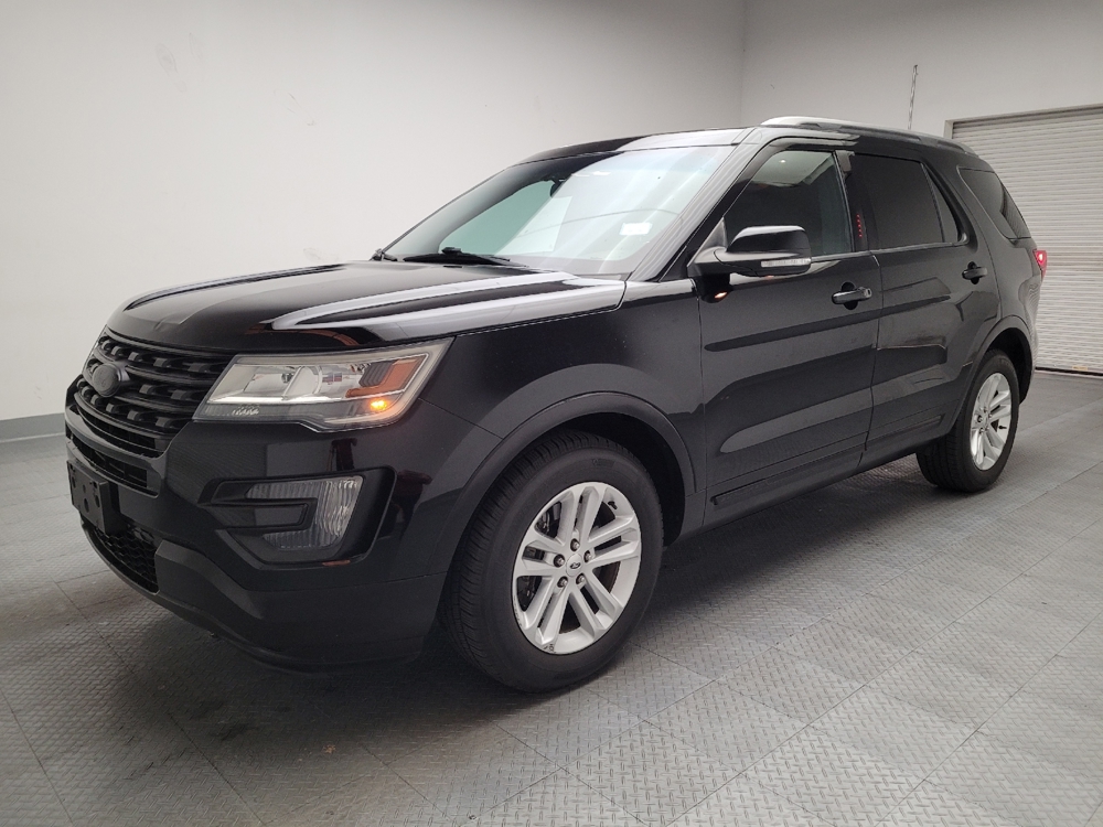 2016 Ford Explorer XLT's photo