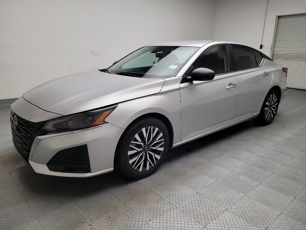 2024 Nissan Altima SV