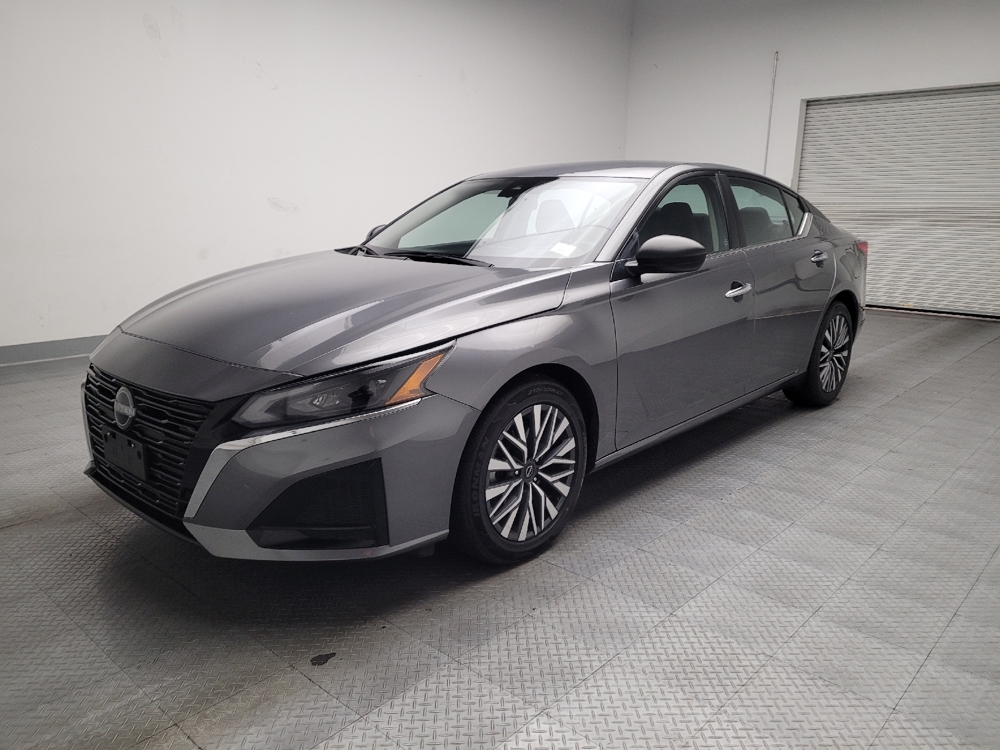 2024 Nissan Altima SV