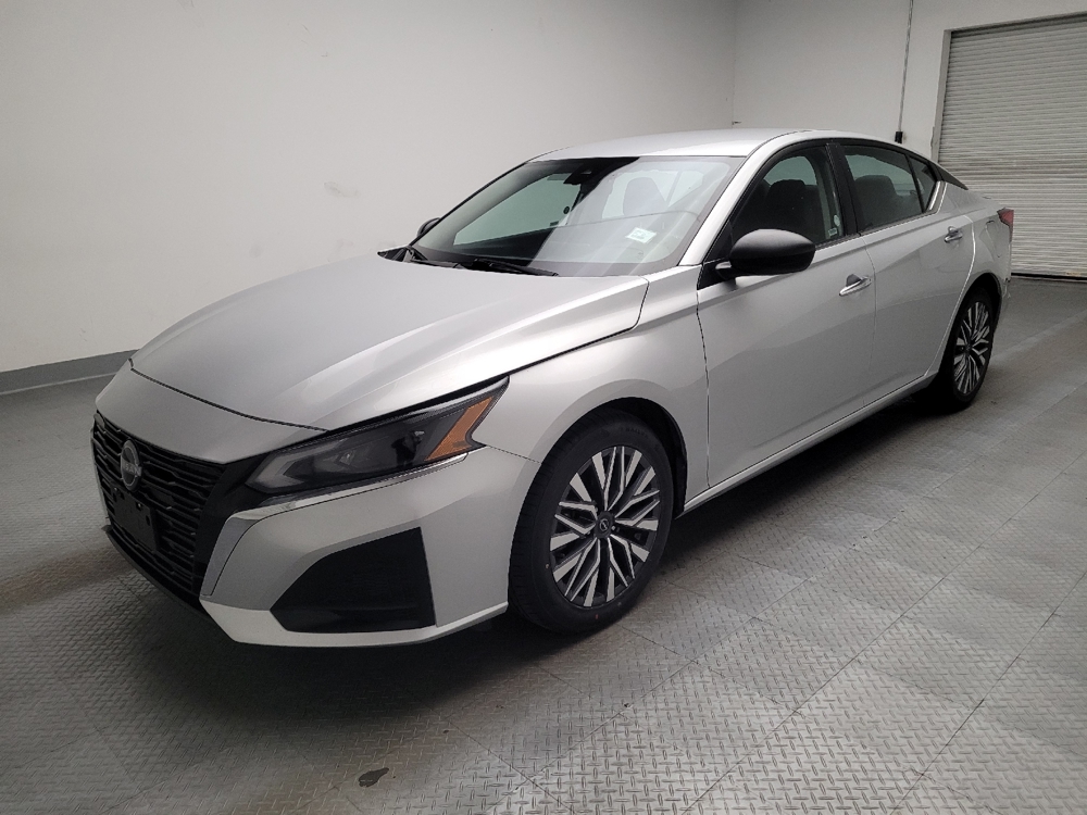 2024 Nissan Altima SV