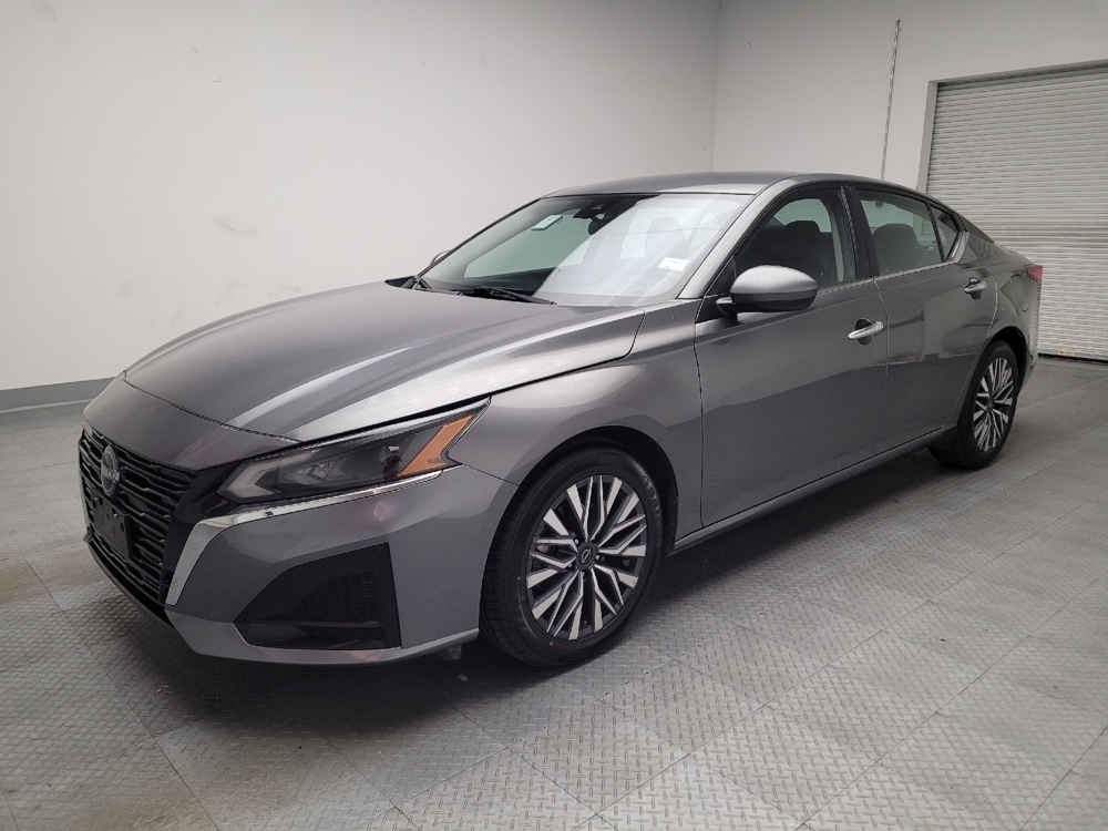 2023 Nissan Altima SV