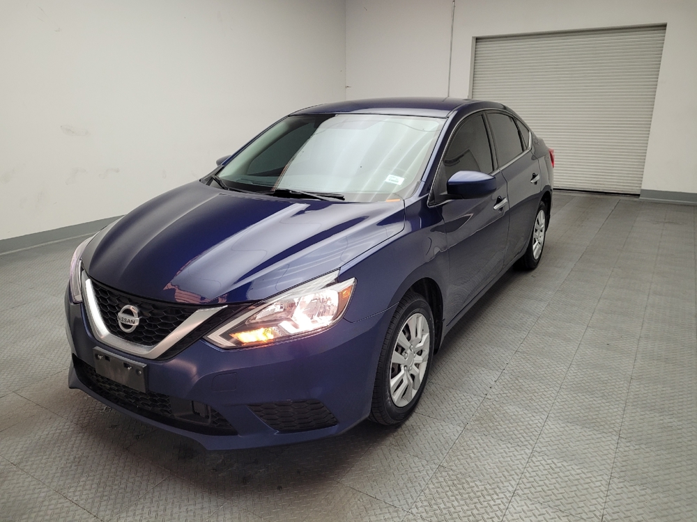 2019 Nissan Sentra S's photo