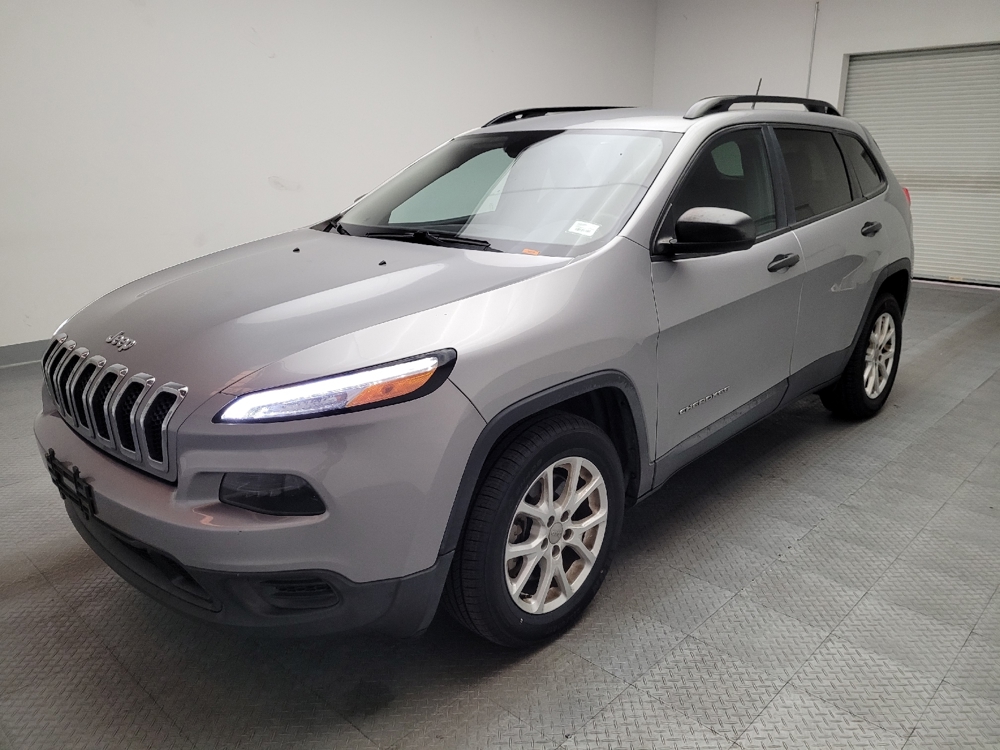 2017 Jeep Cherokee Sport's photo