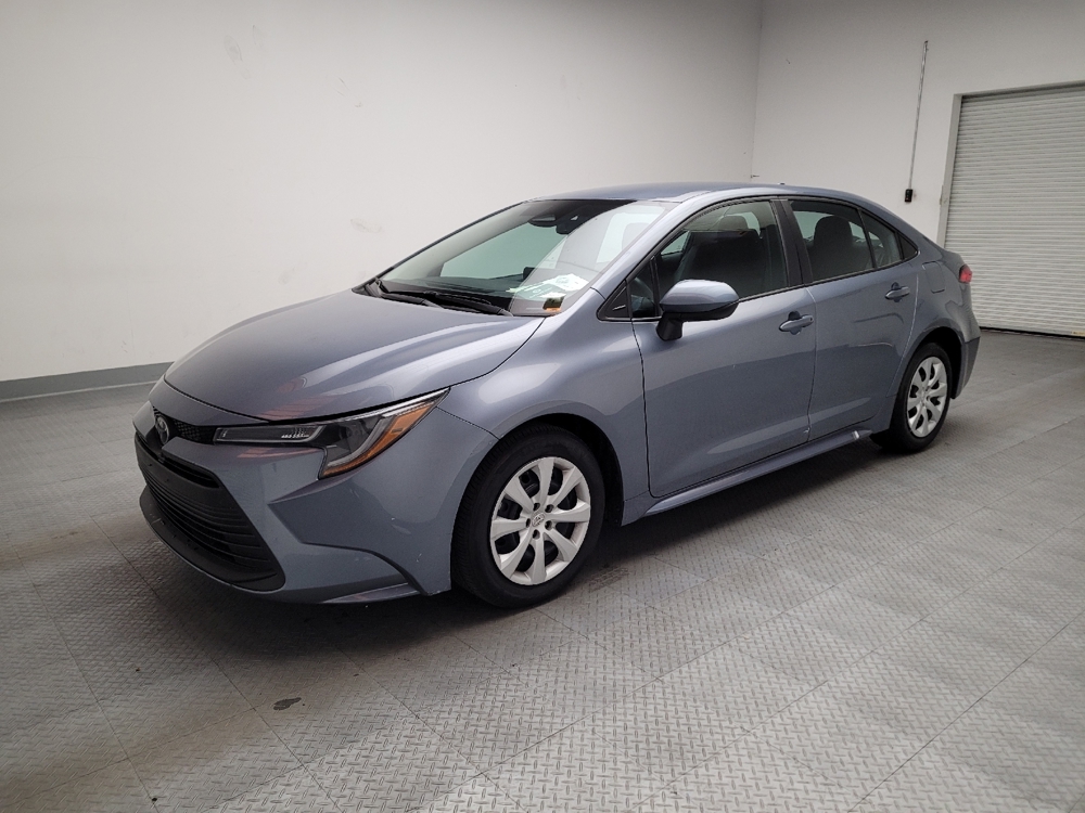 2024 Toyota Corolla LE's photo