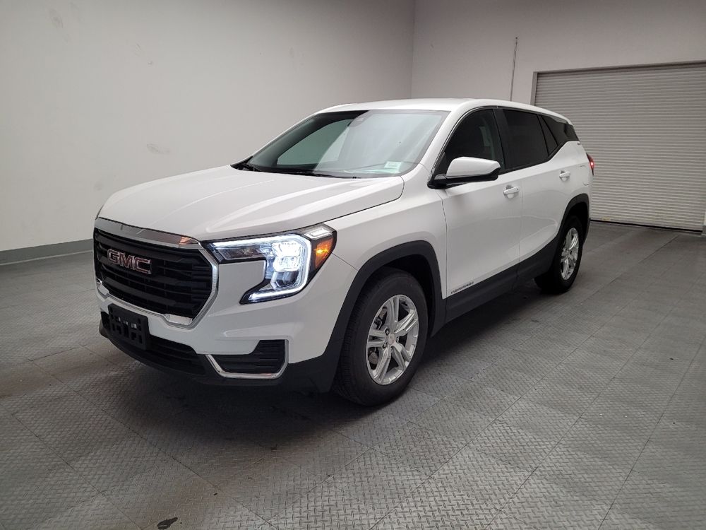 2024 GMC Terrain SLE's photo