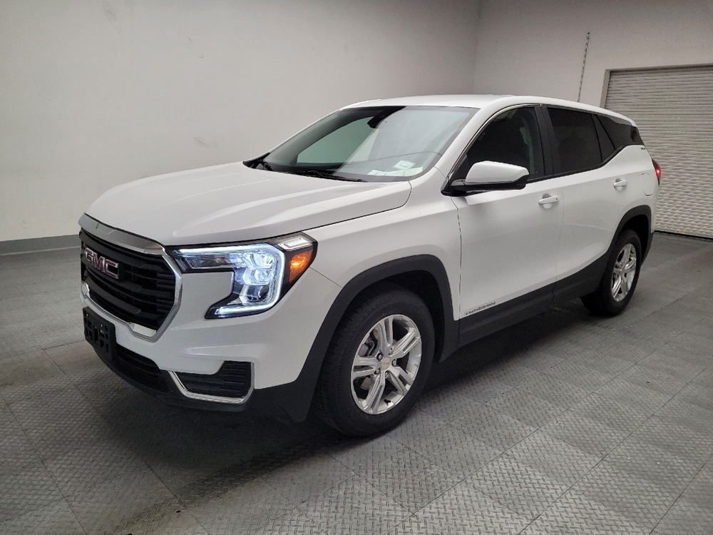 2024 GMC Terrain SLE's photo