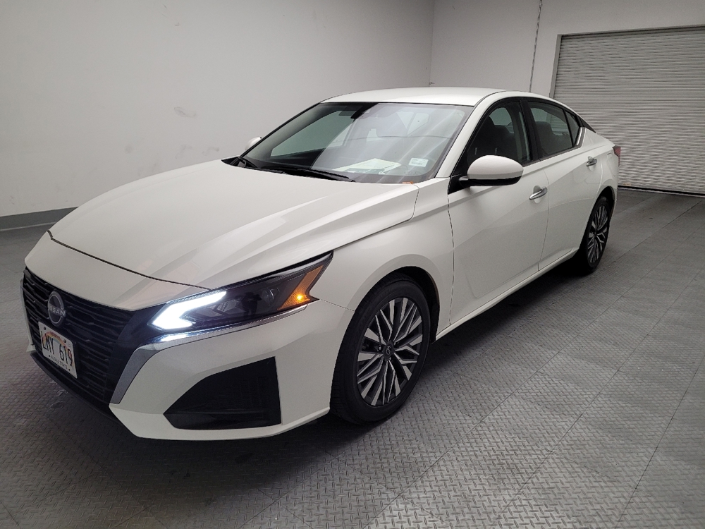 2023 Nissan Altima SV