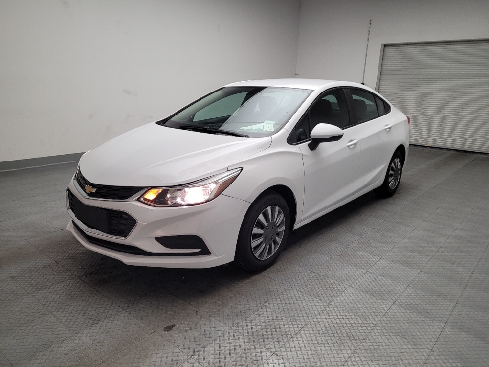 2018 Chevrolet Cruze LS's photo