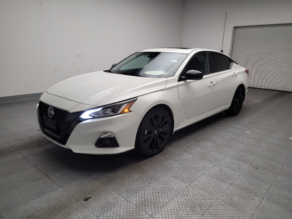 2022 Nissan Altima SR
