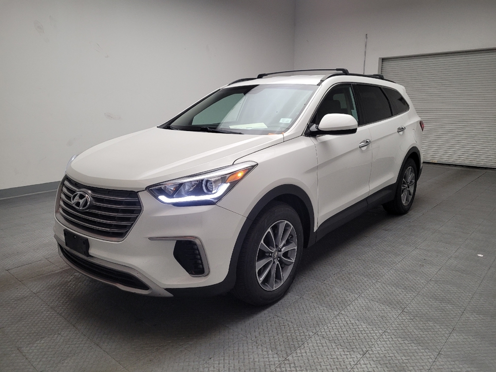 2017 Hyundai Santa Fe SE's photo