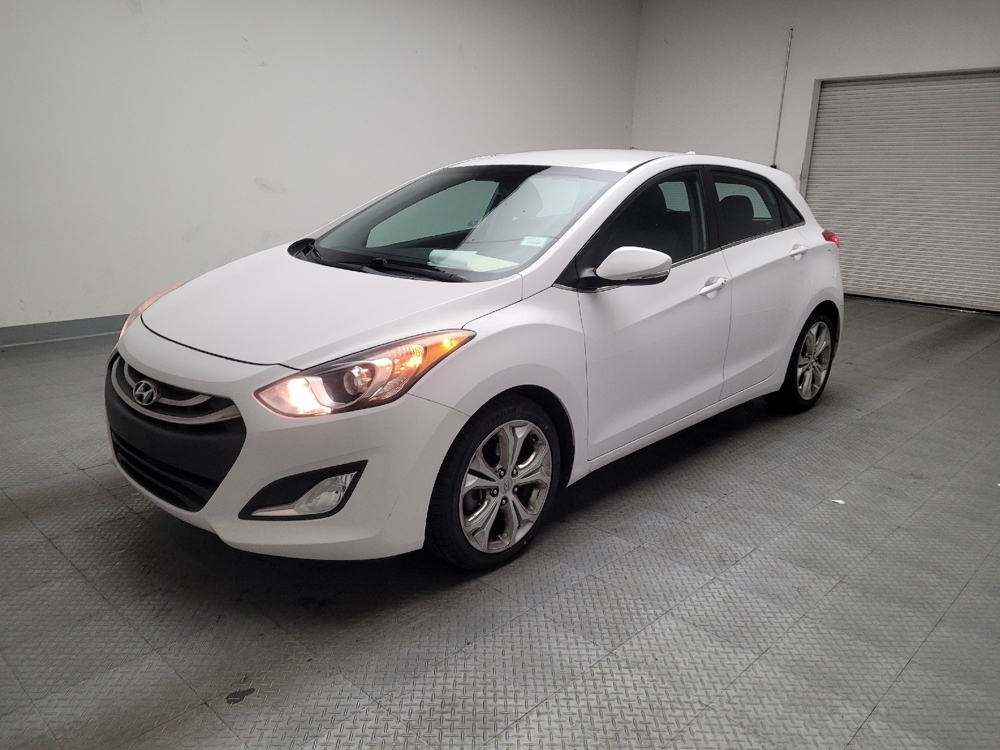 2014 Hyundai Elantra GT Base's photo