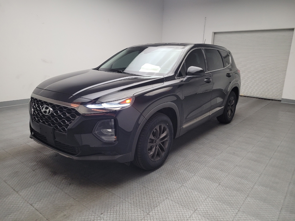 2019 Hyundai Santa Fe SE's photo