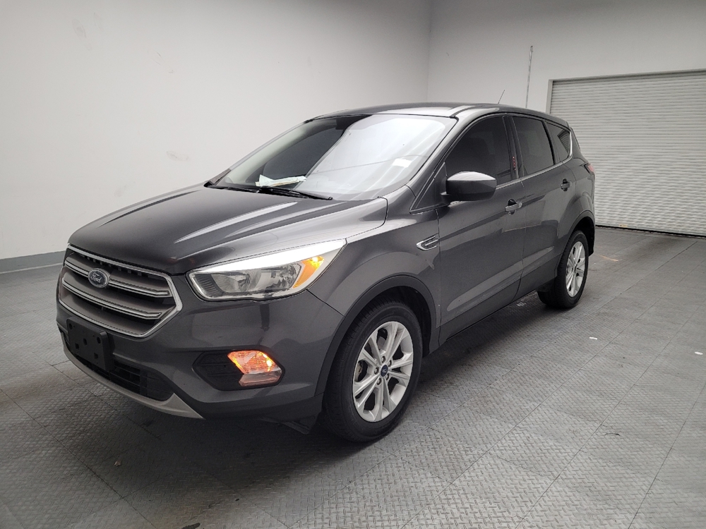 2017 Ford Escape SE's photo