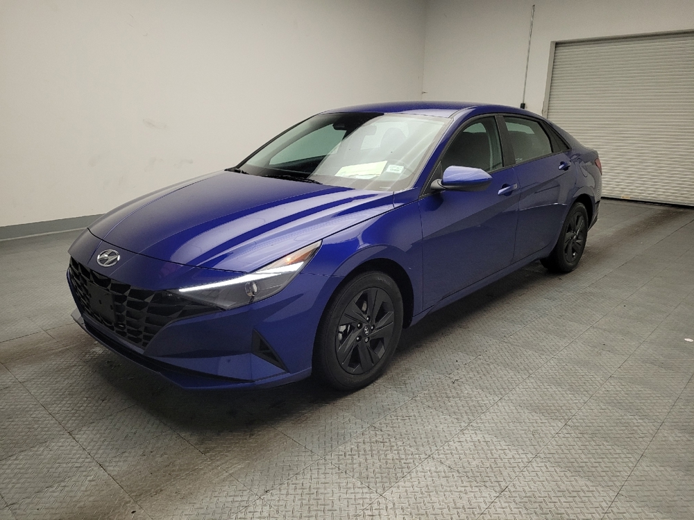 2023 Hyundai Elantra SEL's photo