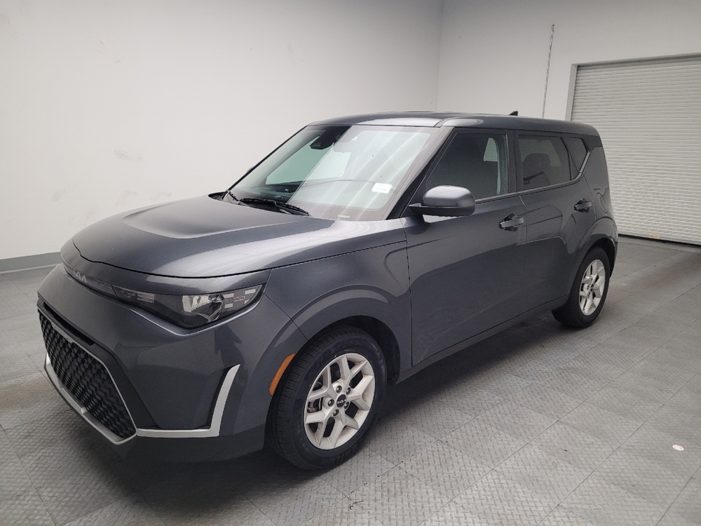 2024 Kia Soul LX's photo