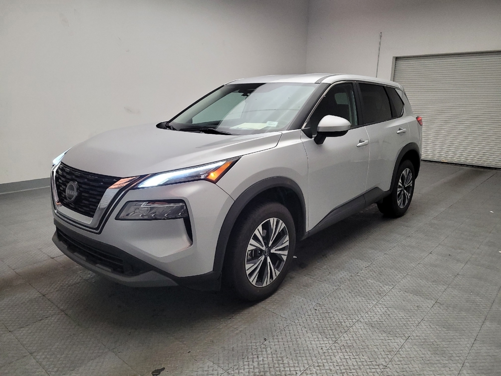 2023 Nissan Rogue SV's photo