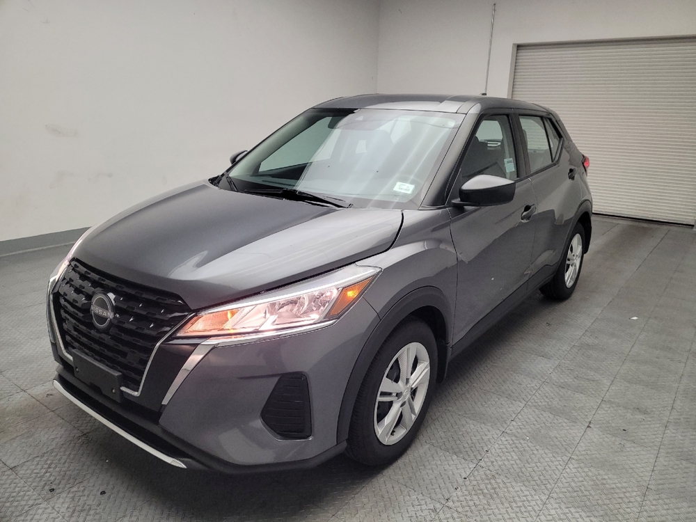 2024 Nissan Kicks S's photo