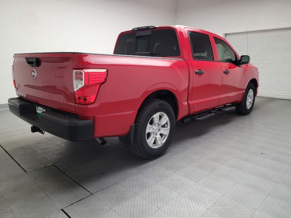 2020 Nissan Titan S - Photo 7