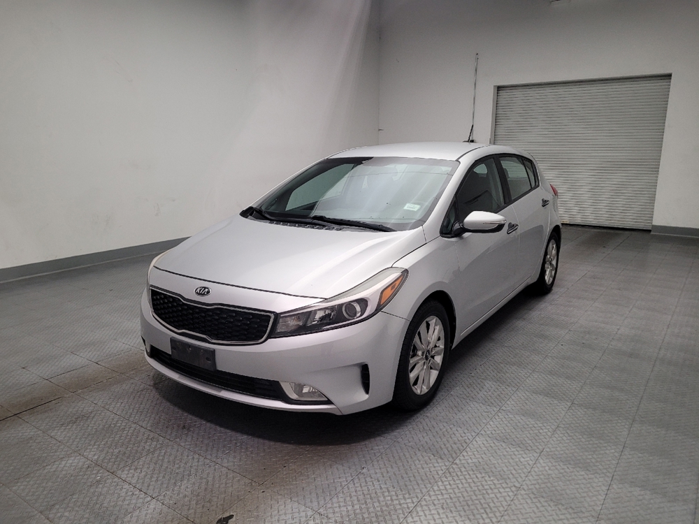 2017 Kia Forte5