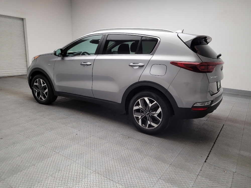 2020 Kia Sportage EX - Photo 3