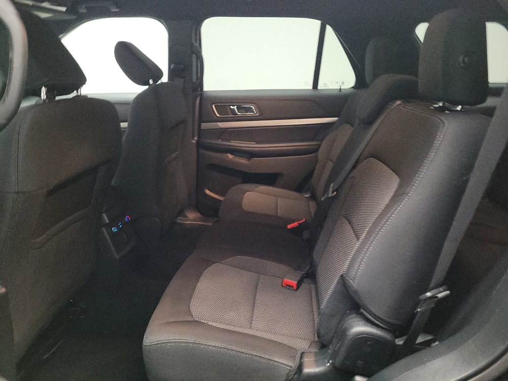 2018 Ford Explorer XLT - Photo 14