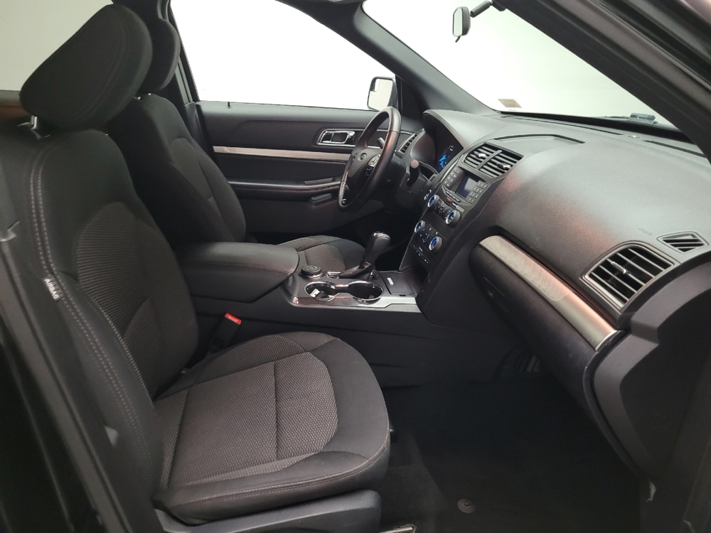 2018 Ford Explorer XLT - Photo 16