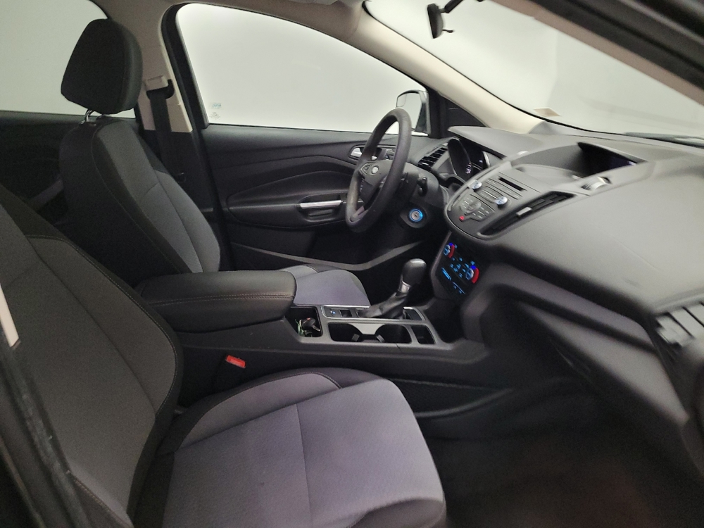 2017 Ford Escape SE - Photo 16