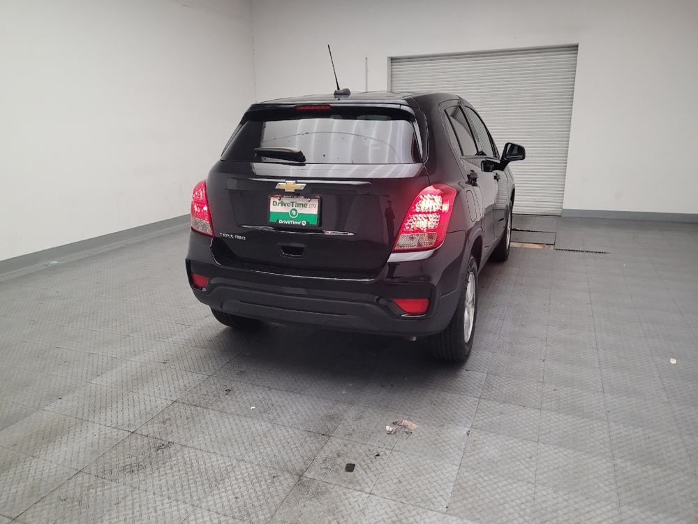 2022 Chevrolet Trax LS - Photo 6