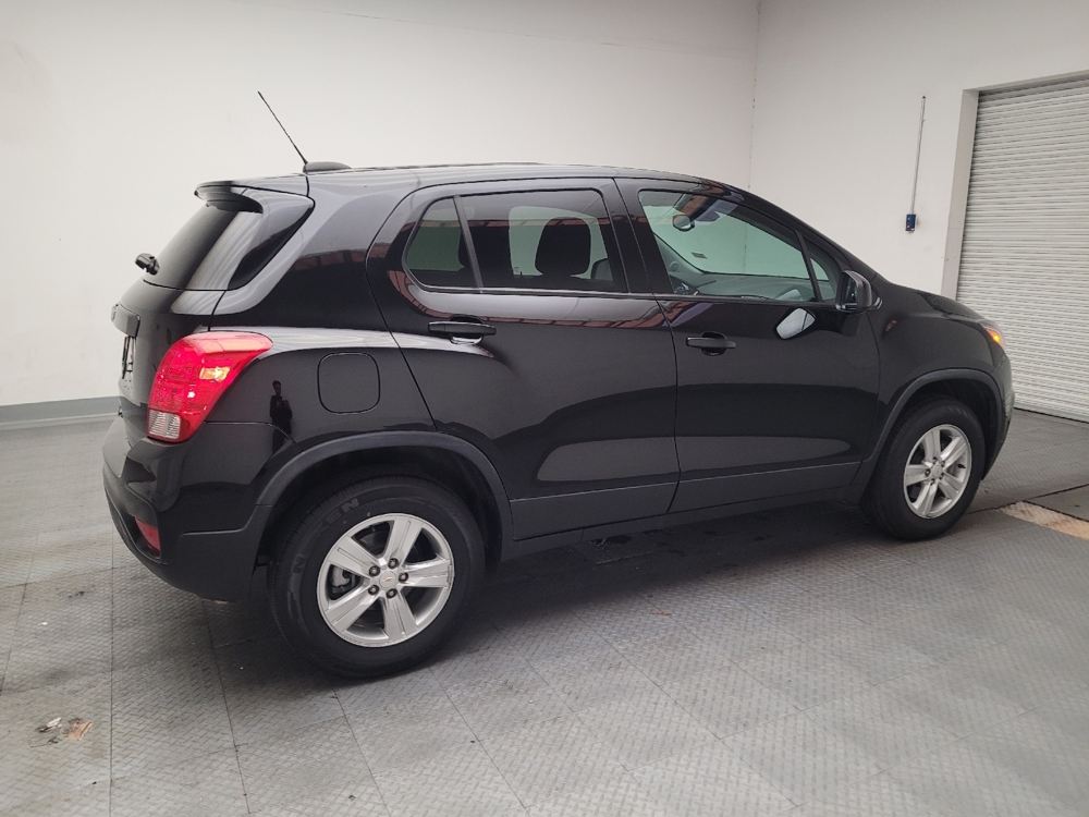 2022 Chevrolet Trax LS - Photo 8
