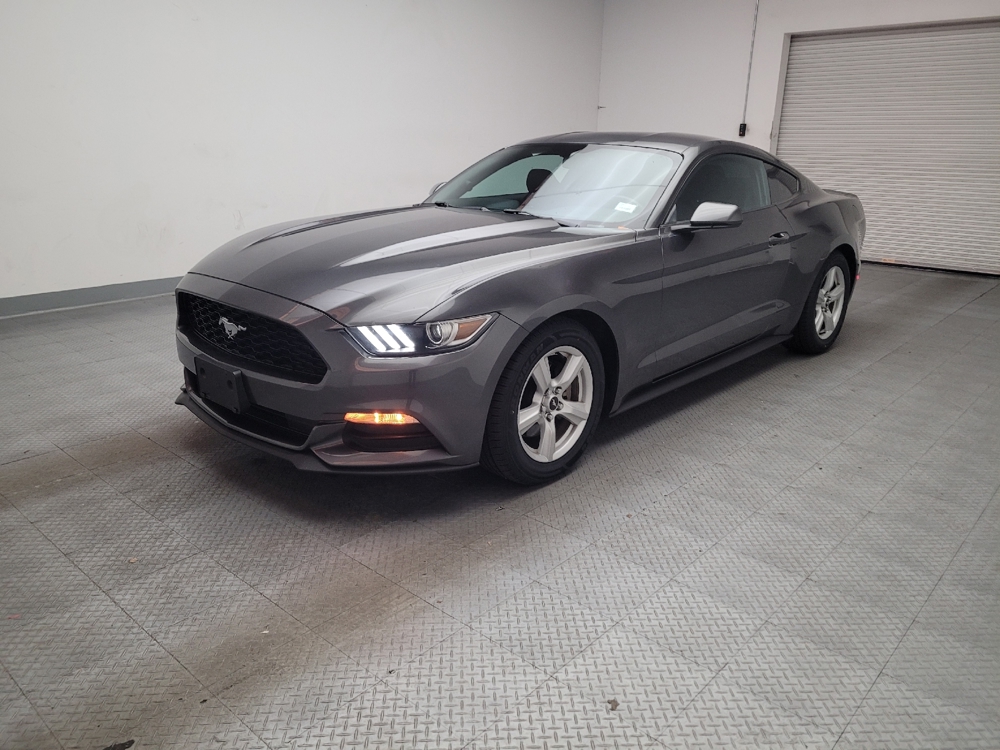 2016 Ford Mustang V6