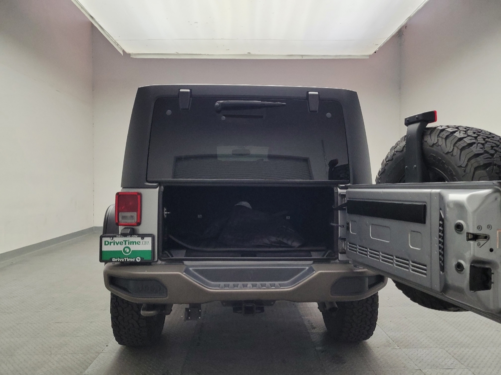 2016 Jeep Wrangler Unlimited 75th Anniversary Edition - Photo 22
