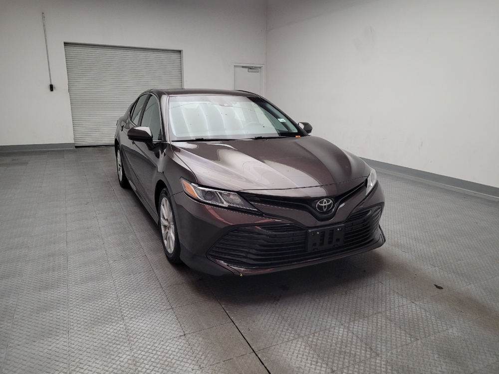 2018 Toyota Camry LE - Photo 11