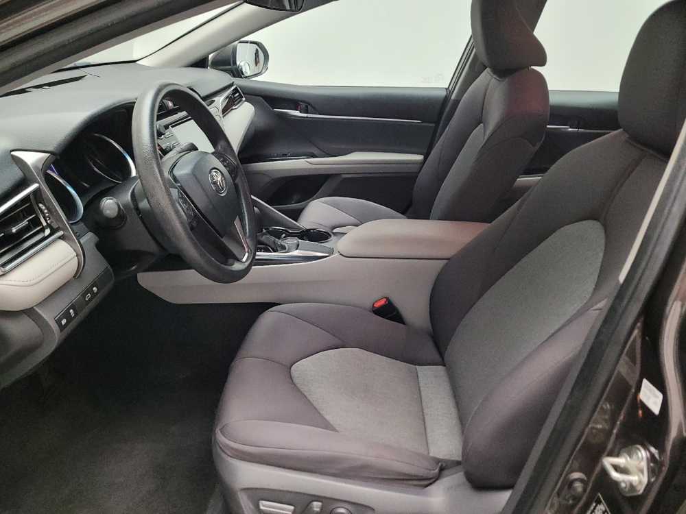 2018 Toyota Camry LE - Photo 13
