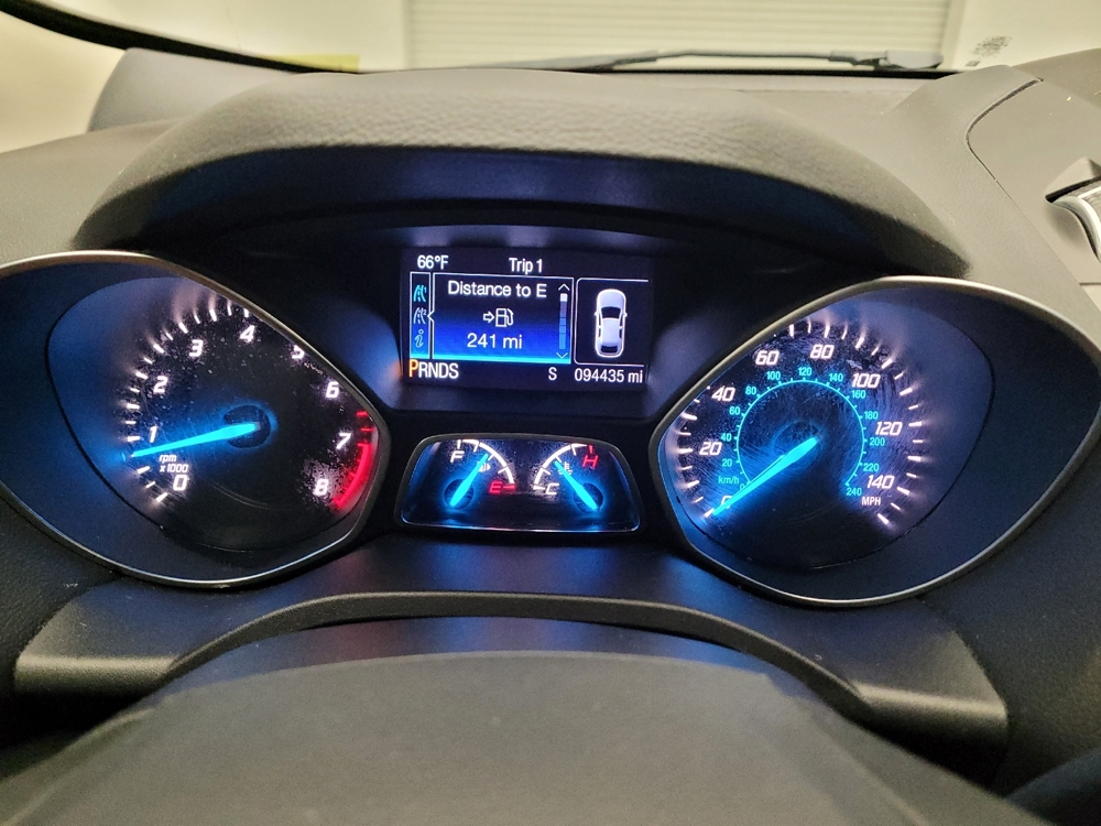 2016 Ford Escape Titanium - Photo 18