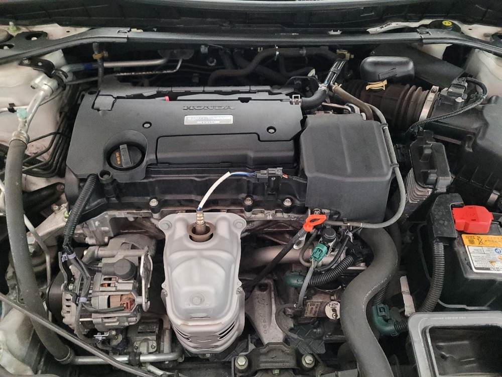 2017 Honda Accord EX-L - Photo 23