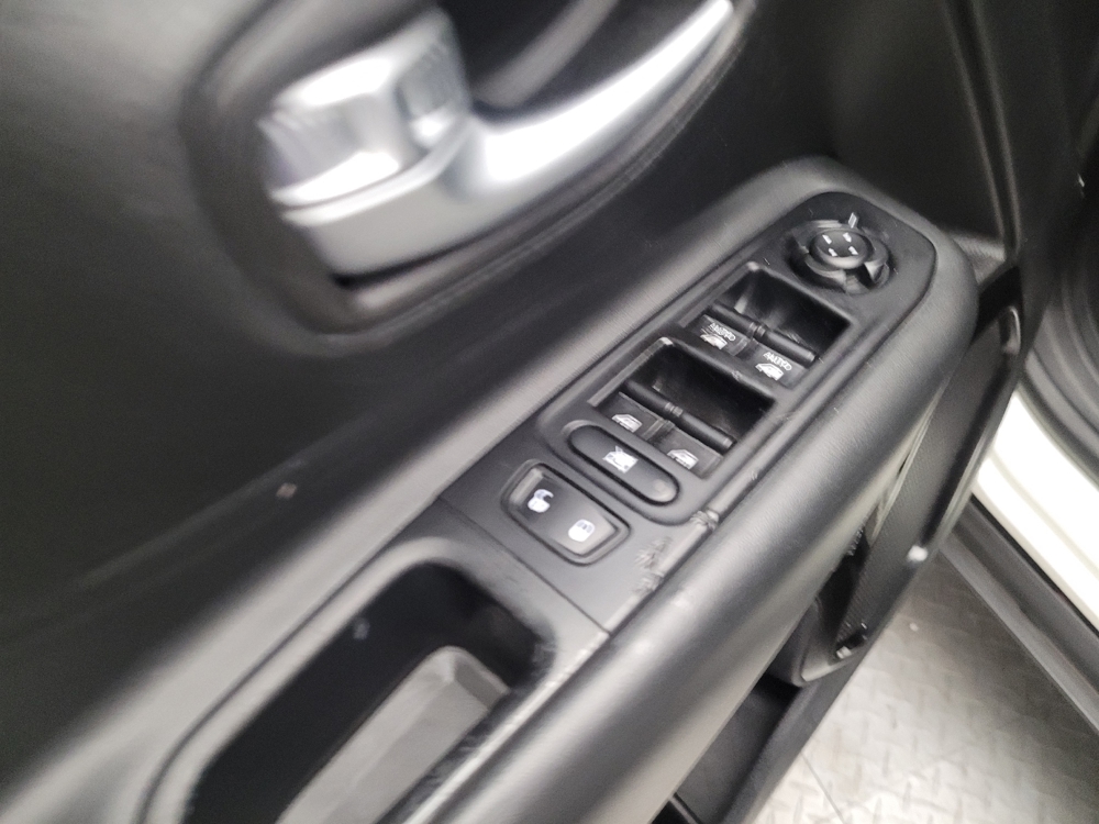 2020 Jeep Renegade Altitude - Photo 21