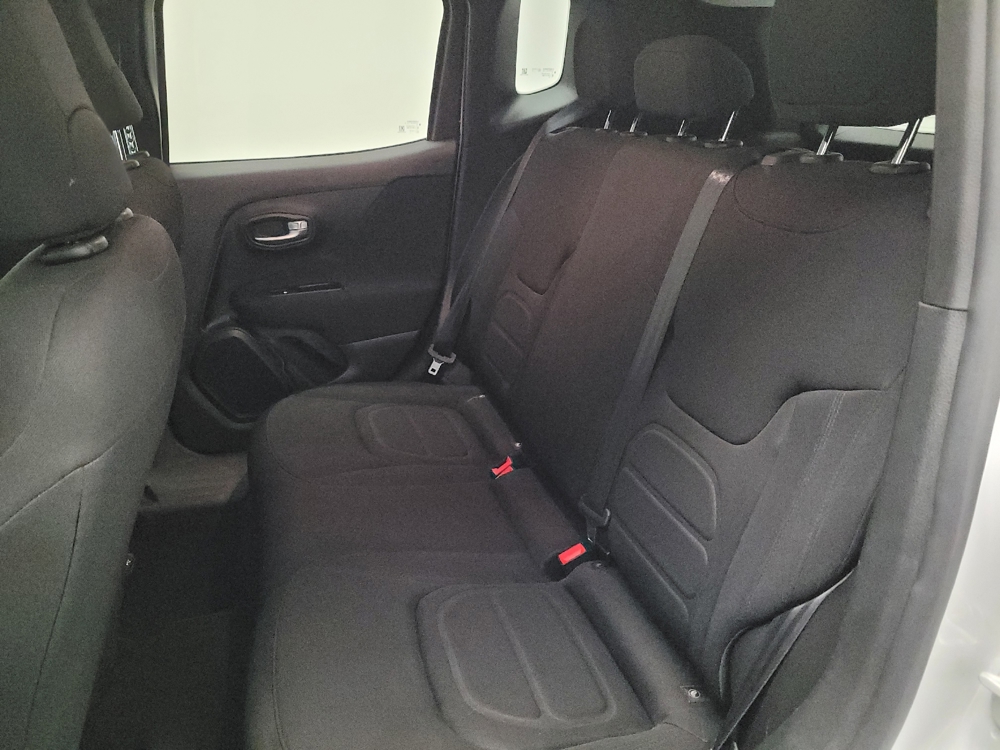 2020 Jeep Renegade Latitude - Photo 14