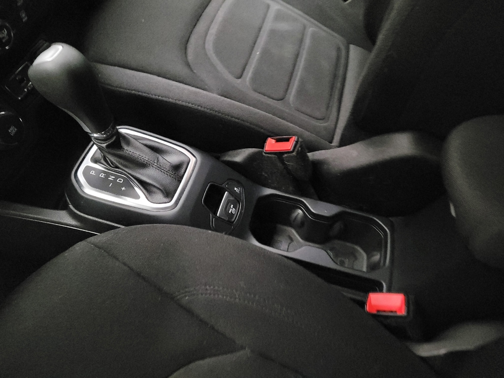 2020 Jeep Renegade Latitude - Photo 20