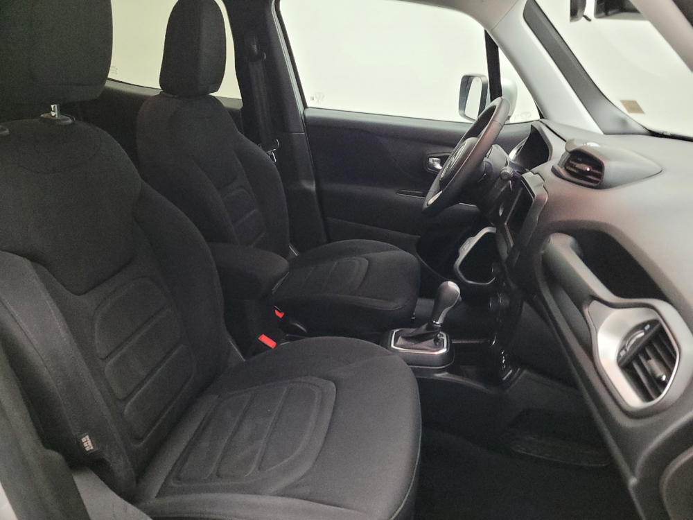 2020 Jeep Renegade Latitude - Photo 16