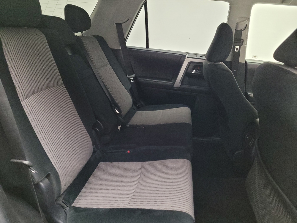 2018 Toyota 4Runner SR5 - Photo 15