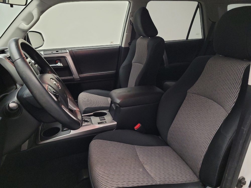 2018 Toyota 4Runner SR5 - Photo 13