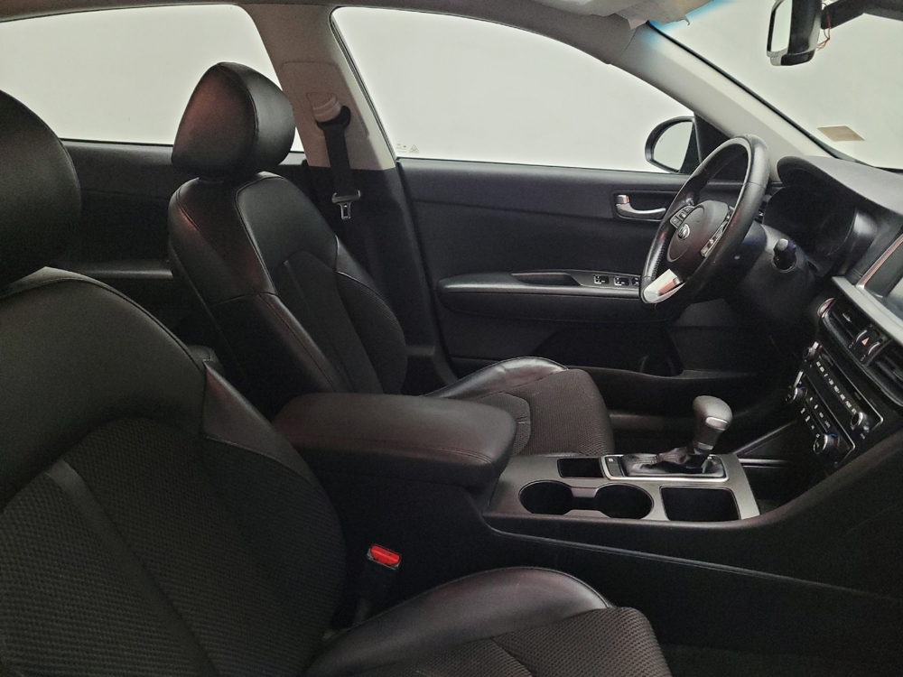 2019 Kia Optima S - Photo 16