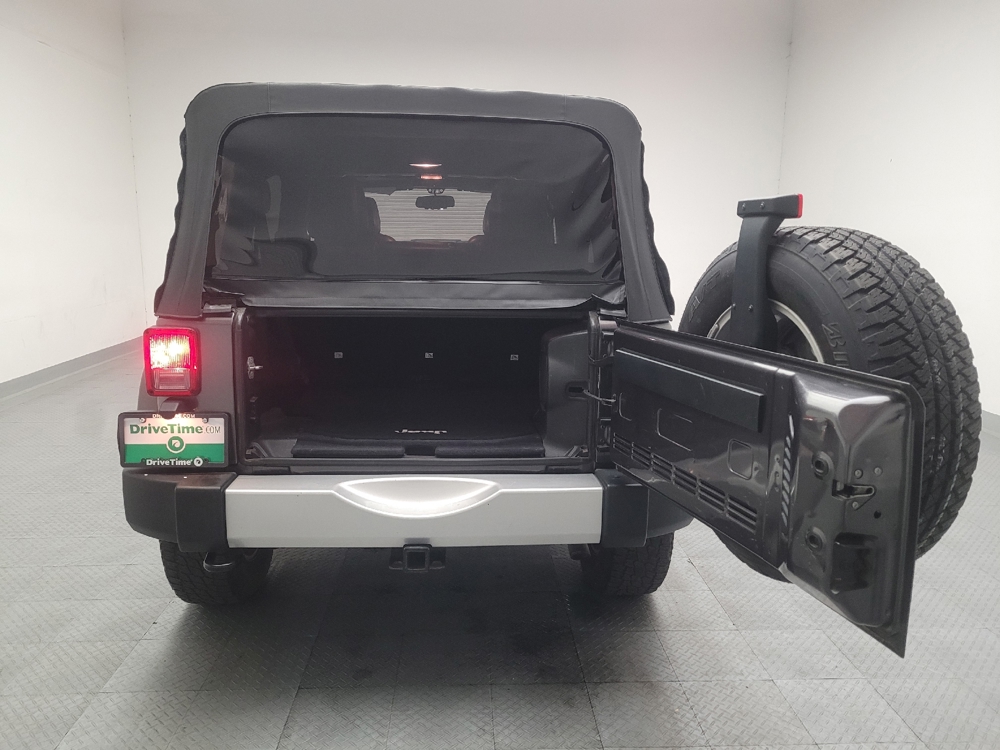 2014 Jeep Wrangler Unlimited Sahara - Photo 22