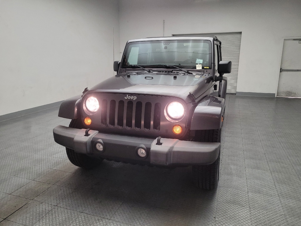 2014 Jeep Wrangler Unlimited Sahara - Photo 12