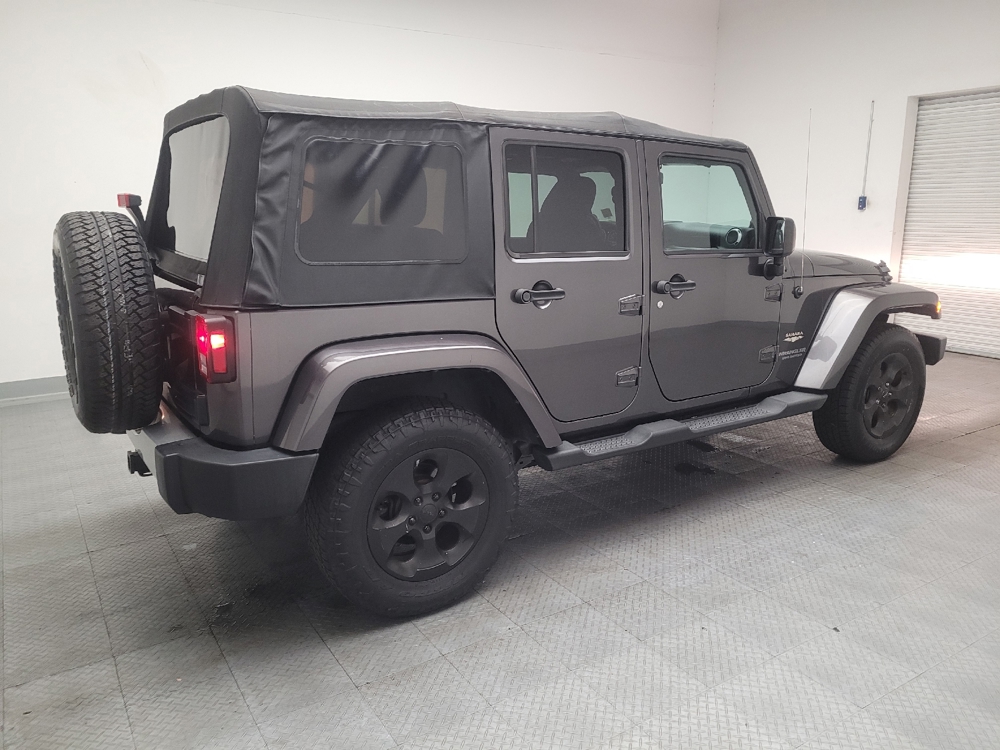 2014 Jeep Wrangler Unlimited Sahara - Photo 8